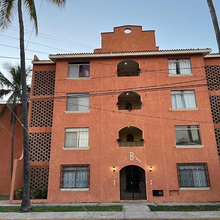 Zona Dorada: Amplio Departamento Para 12 มาซาตลัน ภายนอก รูปภาพ